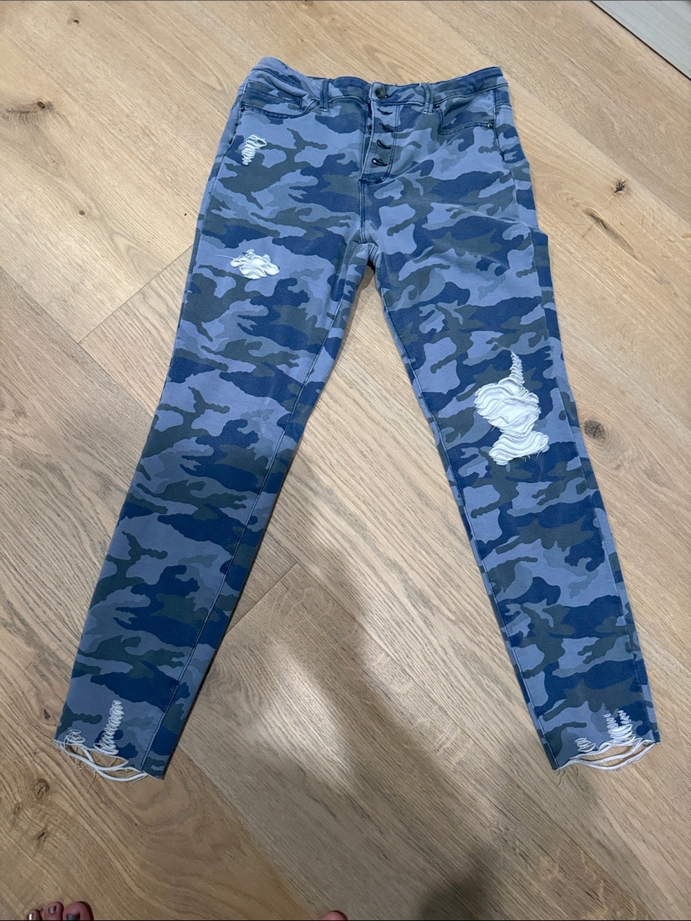Tractr Blue Camouflage Cropped Ankle Jeans